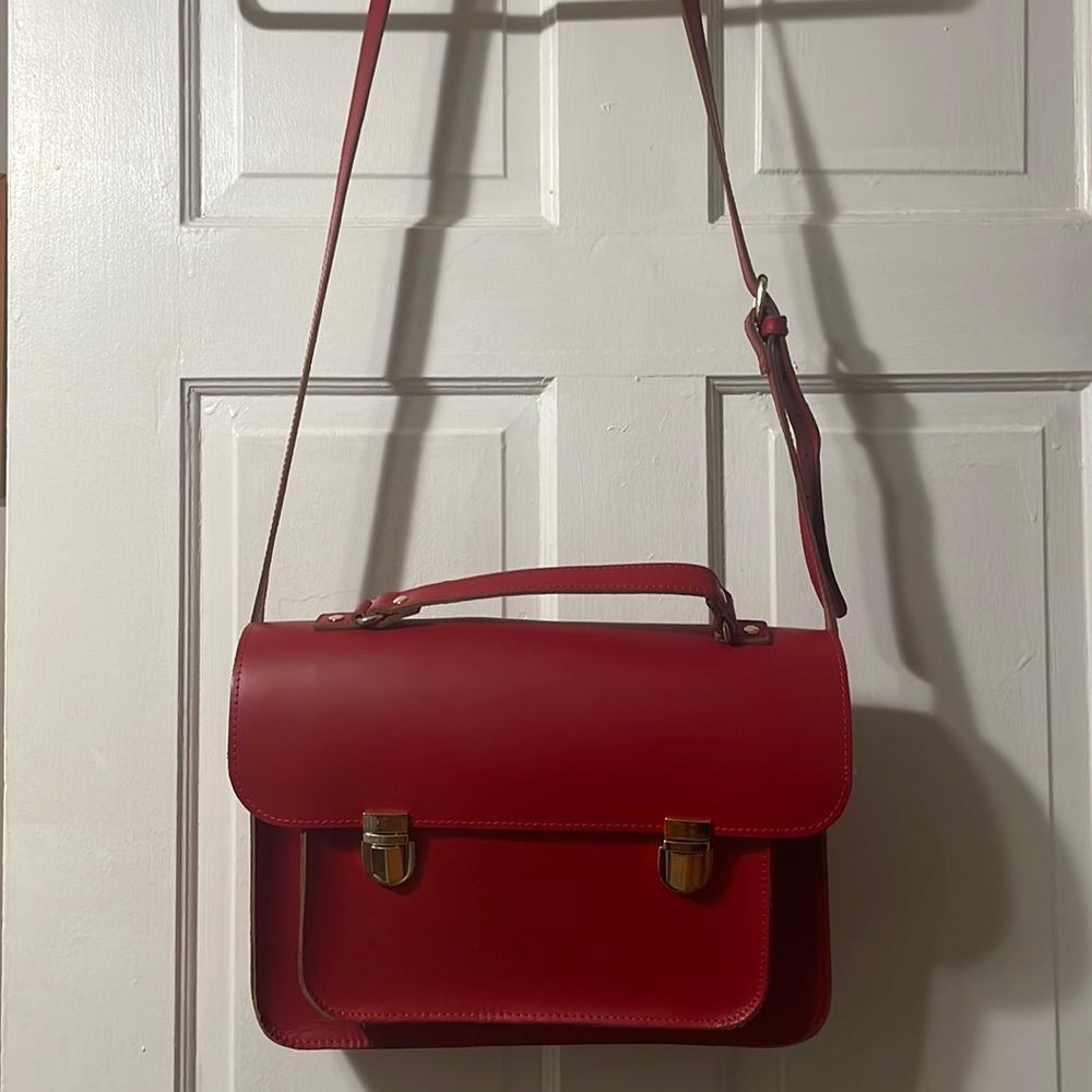 Like new satchel/ handbag/ purse/ briefcase. Leather.